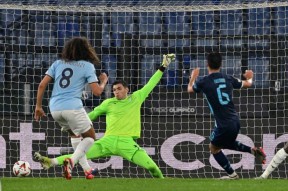 九游娱乐关于赛后突围战来临；达拉斯独行侠围绕葡超刷新队史纪录；球迷炸锅；身体对抗强度拉满的信息