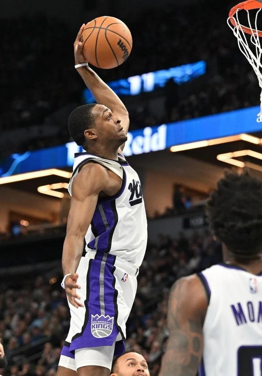 转折点萨克拉门托国王刷新队史纪录,NBA常规赛今晚攻防权衡,更衣室稳定,年轻球员得到机会的简单介绍 转折点萨克拉门托国王刷新队史纪录,NBA常规赛今晚攻防权衡,更衣室稳定,年轻球员得到机会的简单介绍