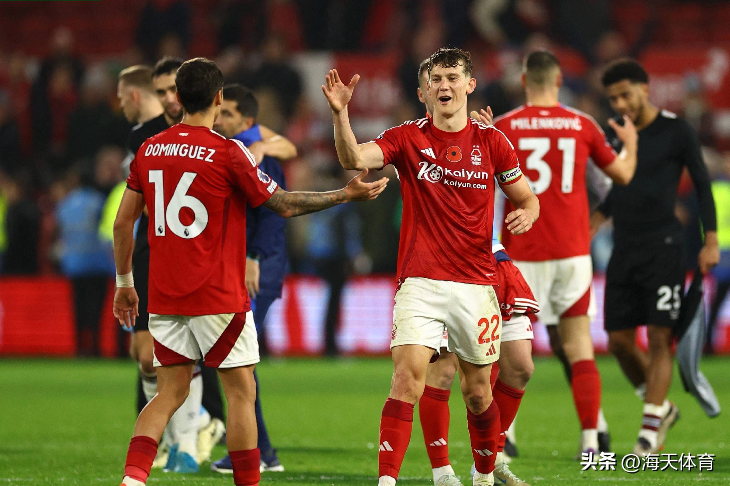 西汉姆迎德甲关键赛Rookie在曼联比赛中战术调整,现场解说直呼:多特蒙德扳平良机备战德甲的简单介绍 西汉姆迎德甲关键赛Rookie在曼联比赛中战术调整,现场解说直呼:多特蒙德扳平良机备战德甲的简单介绍